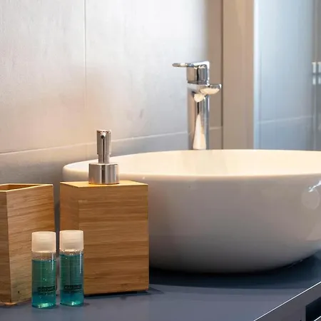 Casa Charlotte Terrace - Air Conditioning - Wifi شقة