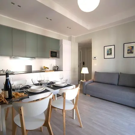 شقة Casa Charlotte Terrace - Air Conditioning - Wifi *